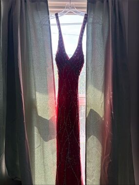Sean Couture Size Medium Beaded V-Neck Prom Dress Orange Red